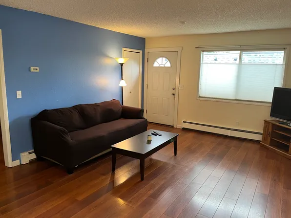 1030 W 19th Ave APT B, Anchorage, AK 99503