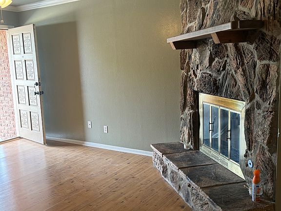 4th image of 314 Thornridge Dr