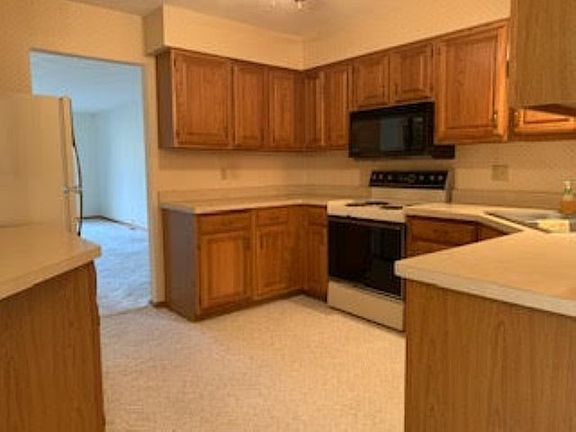 4th image of 5054 Valley Pines Dr #5054
