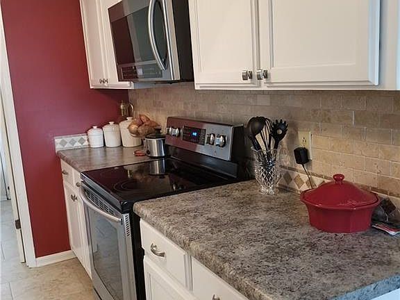 4th image of 4616 Woodland Hills Dr
