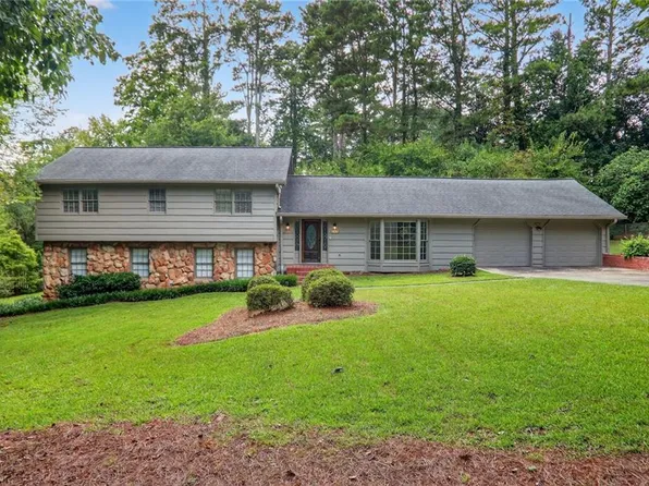 447 Cove Dr NE, Marietta, GA 30067