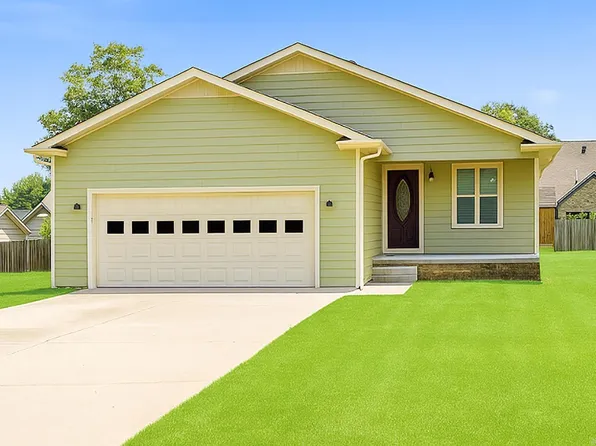 707 N 4th St, Marmaduke, AR 72443