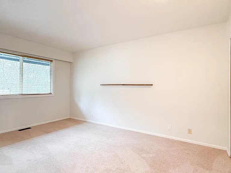 1530 McNair Dr — Photo 18
