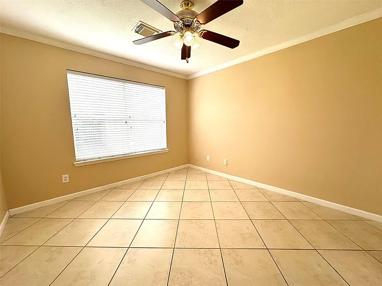 9922 Sand Lodge Ln — Photo 9