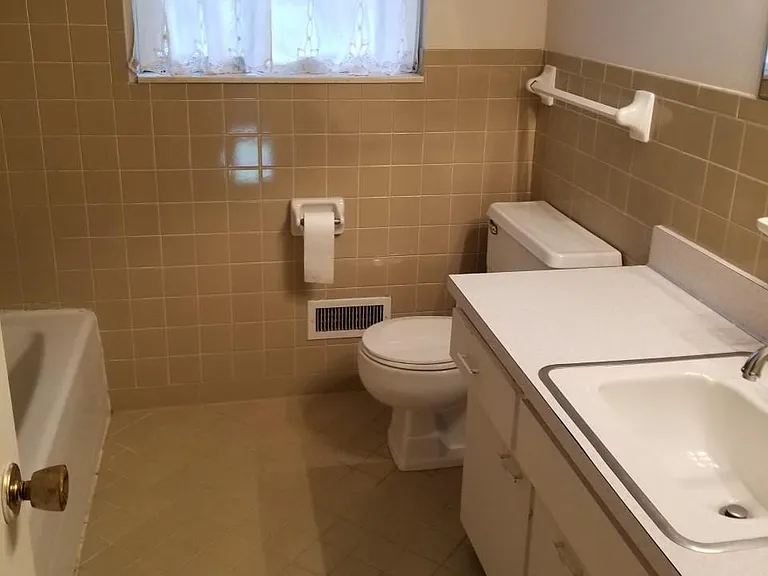 upstairs bathroom