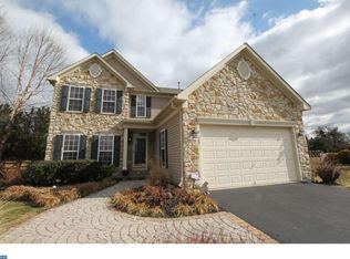 25 Sage Cir, West Grove, PA 19390