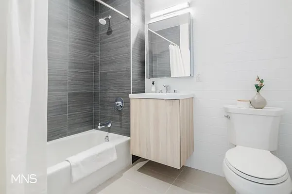 Rented by MNS Marketing | media 22