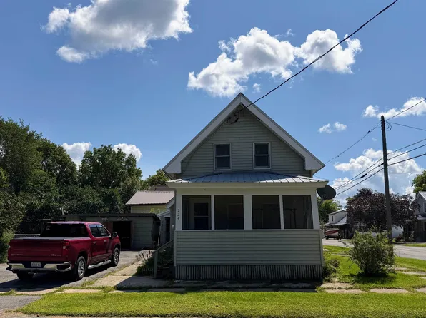 224 Oak St, Ogdensburg, NY 13669