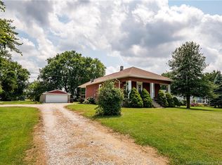 1436 Plank Rd, Jeffersonville, IN 47130