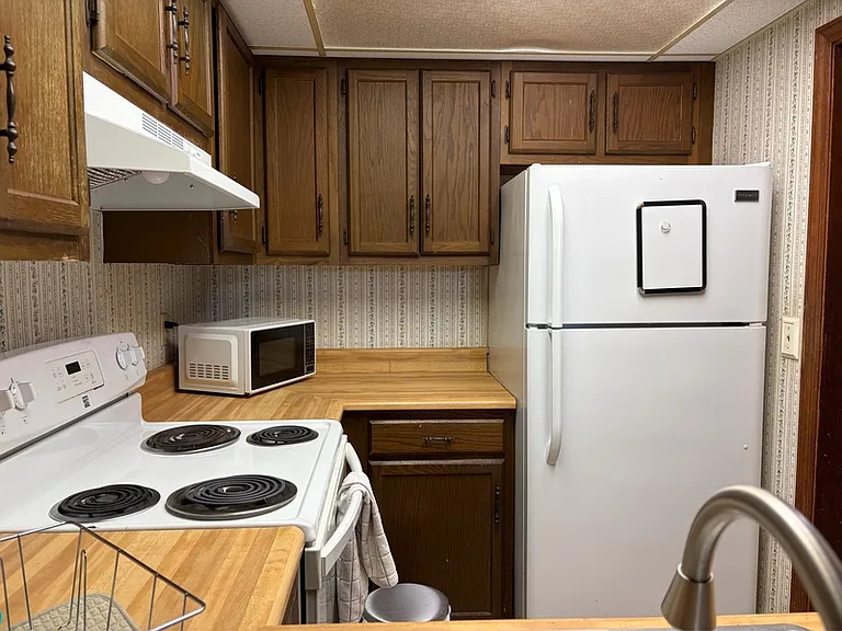 1942 Larette Dr #A — Photo 1