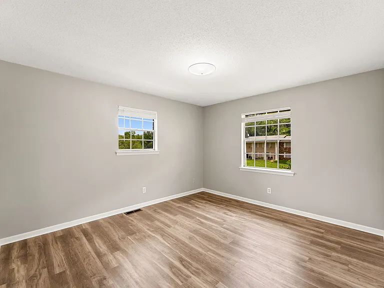7164 Holland Ln — Photo 11
