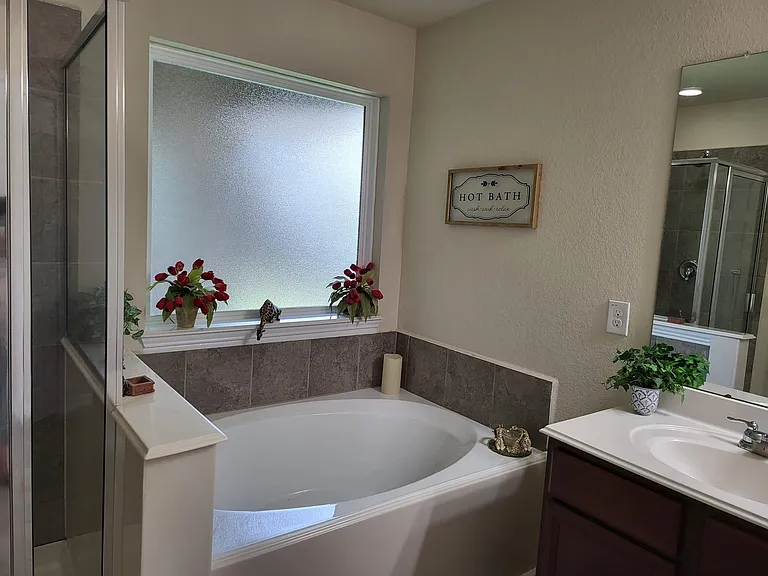 10739 Chestnut Path Way — Photo 8