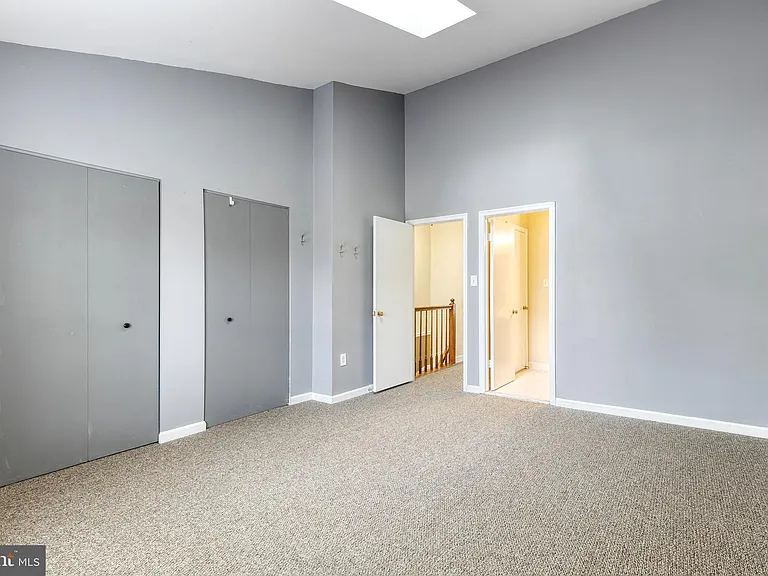 2816 Elliott St — Photo 25