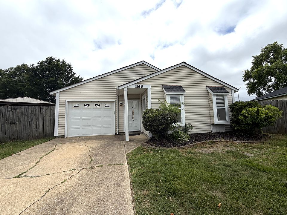 1st image of 1613 Dominion Ct