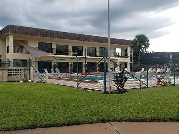 4th image of 2909 Pecan Ave