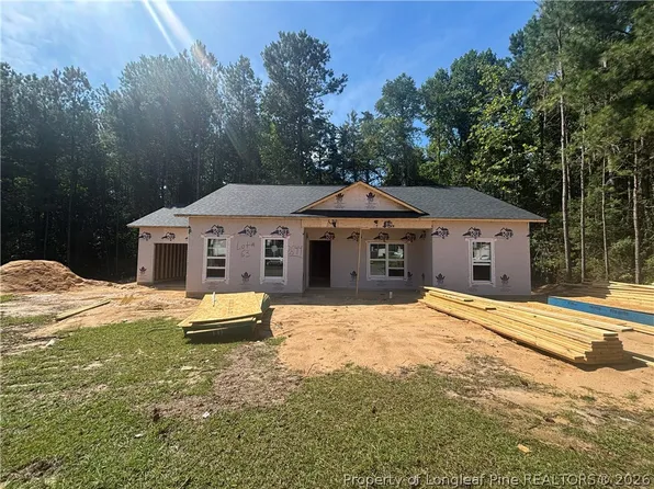 2644 Cameron Woods Ln, Fayetteville, NC 28306