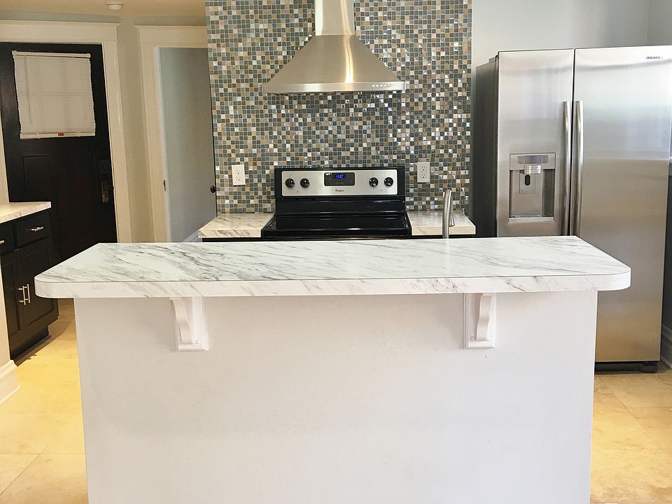 1st image of 2109-2111 Alfred Ave #1F