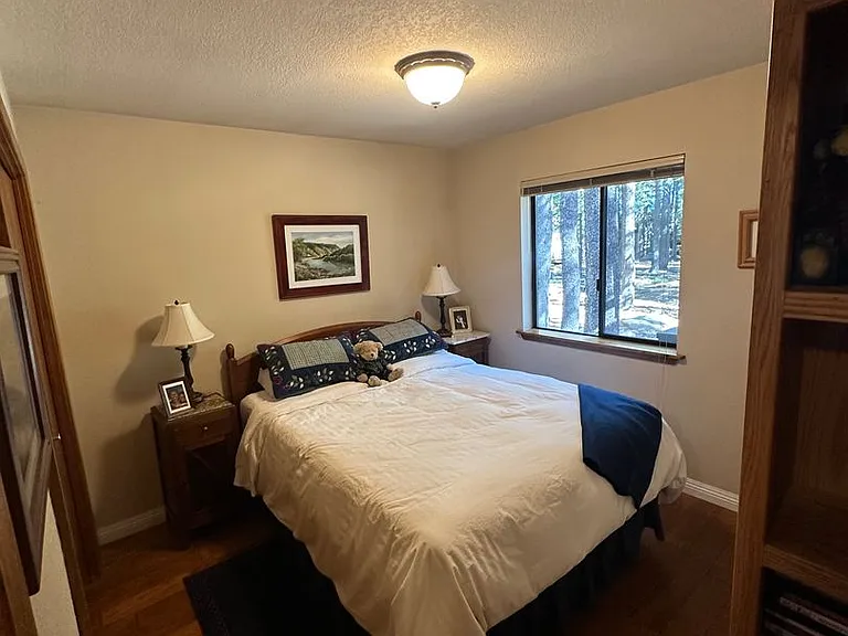 11275 Chalet Rd — Photo 8