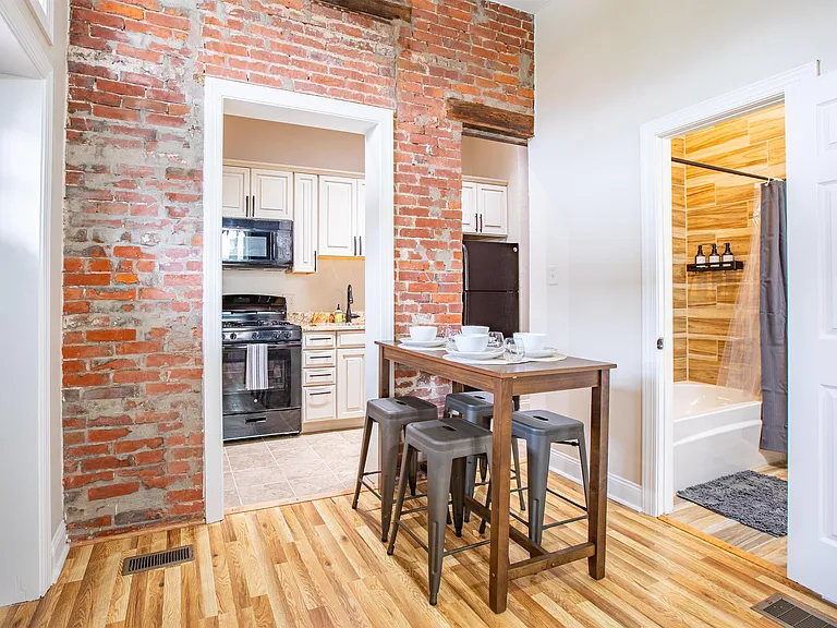 262 S Winebiddle St #4 — Photo 12