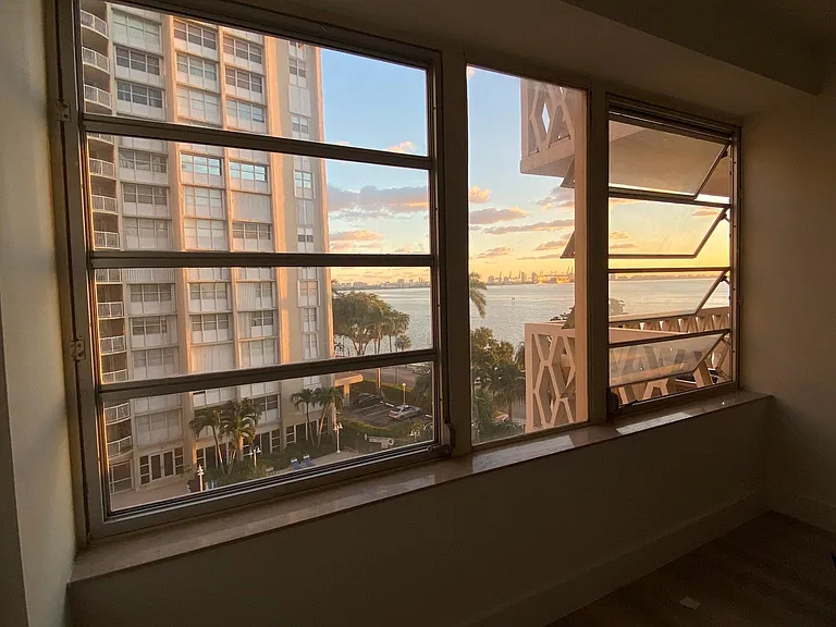 1430 Brickell Bay Dr #603 — Photo 9