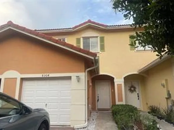 8304 Santa Monica Ave, Fort Lauderdale, FL 33321