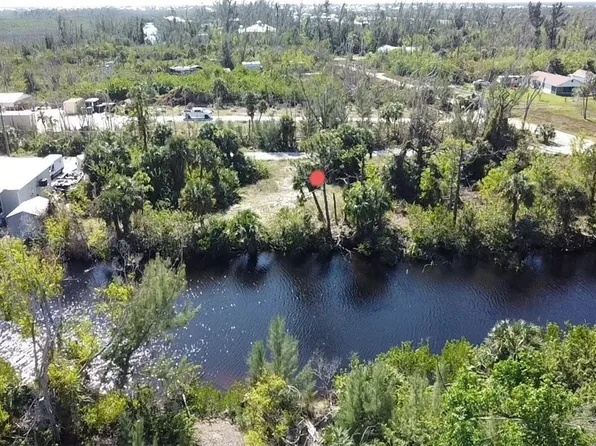 3426 Coquina Ln, Saint James City, FL 33956