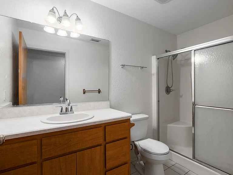 1194 NE 155th Ct — Photo 14