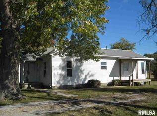 250 S Wells St, Du Quoin, IL 62832