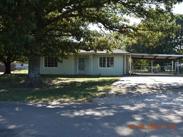 1201 N Brunson Ave, Prague, OK 74864