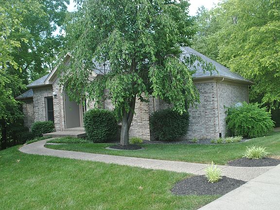 3rd image of 2001 Crooked Creek Ct