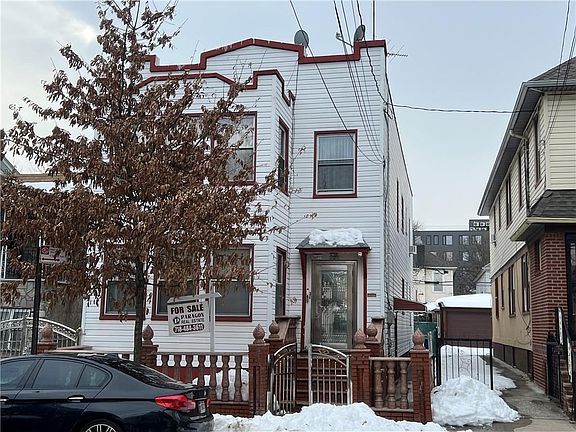 5th image of 620 E 38th St