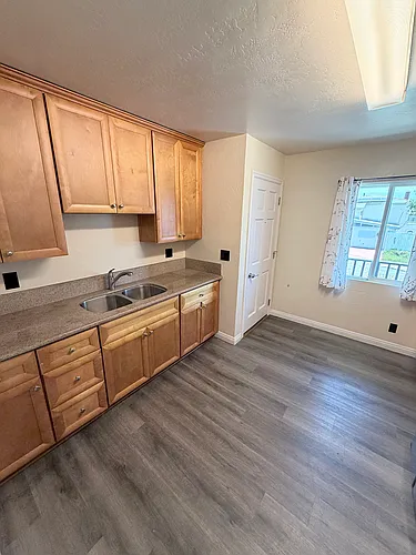 1608 S 42nd St Photo 1