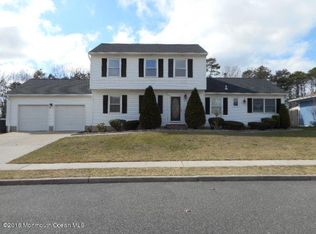 600 Carolina Ave, Brick, NJ 08724