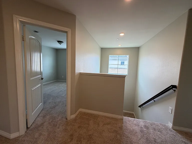 13258 Chatham Dr — Photo 12