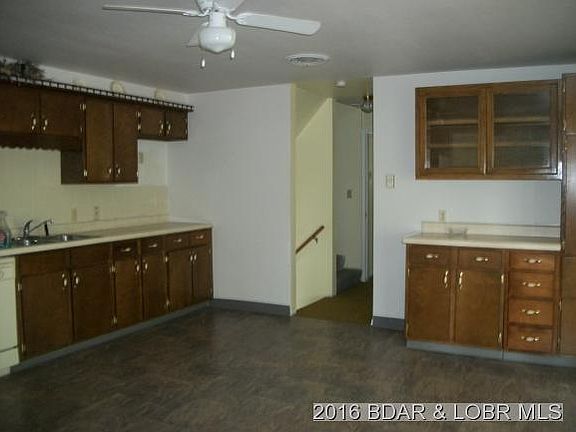 5th image of 48 Blue Spruce Ln