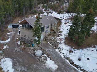 109 N Adanac Rise, Crowsnest Pass, AB T0K1C0
