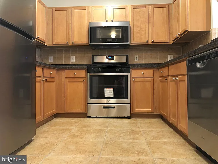 12000 Market St #355 — Photo 7
