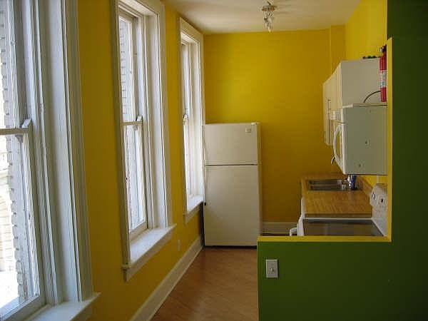 2nd image of 311 E 13th St APT 4