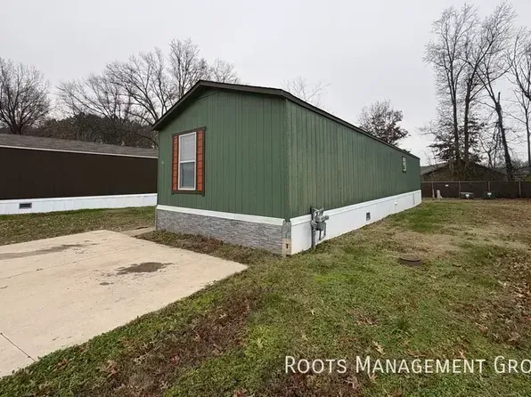200 Paradise Acres Rd #57, Carterville, IL 62918