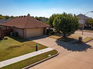 3500 Tommy Hays Dr, Haltom City, TX 76117