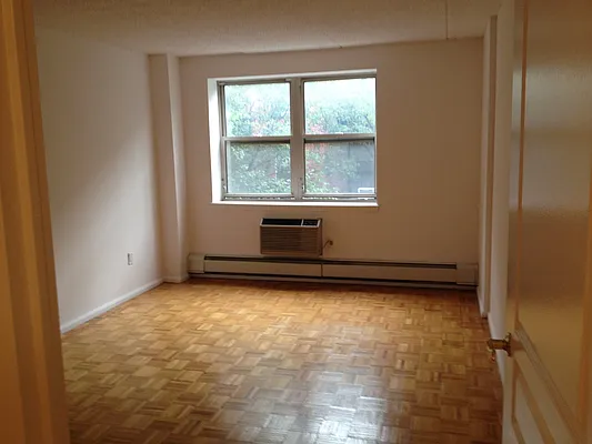 Rented by Manhattan Skyline | media 2