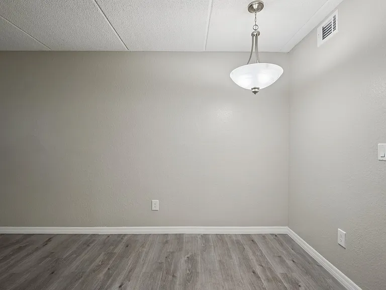 Serenity Lake Apartments — Photo 46