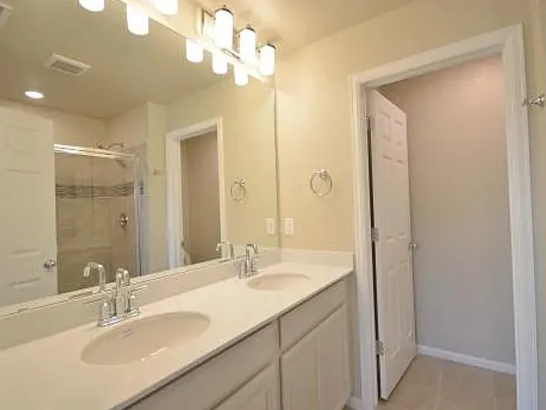 8204 S Trails Edge Ct — Photo 12