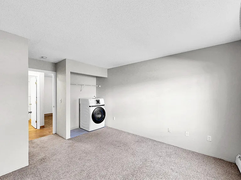 Audenn Apartments — Photo 17