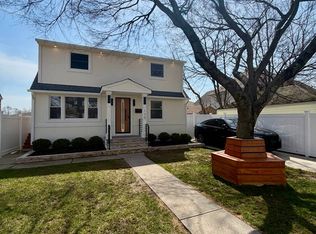 130 Jefferson St, Staten Island, NY