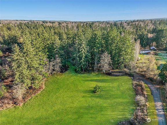 2nd image of 3920 Holtzheimer Trail Road