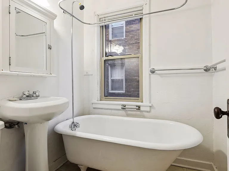 1708 Grand Ave — Photo 16