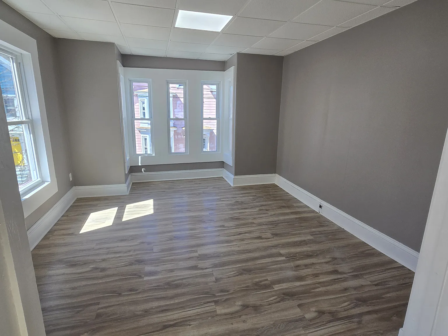 2 bed, $1,650 — Photo 4