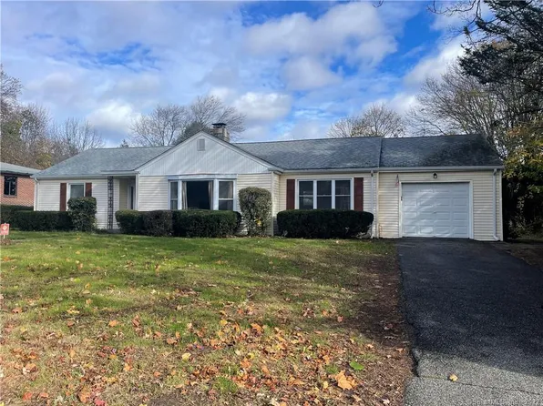 1316 E Main St, Stratford, CT 06614