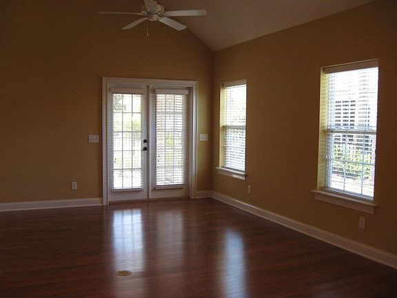 5th image of 520 Fox Run Cir Lot 60 A